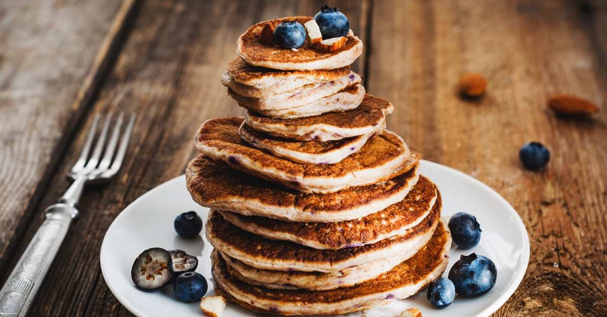 blueberry oat protein pancakes
